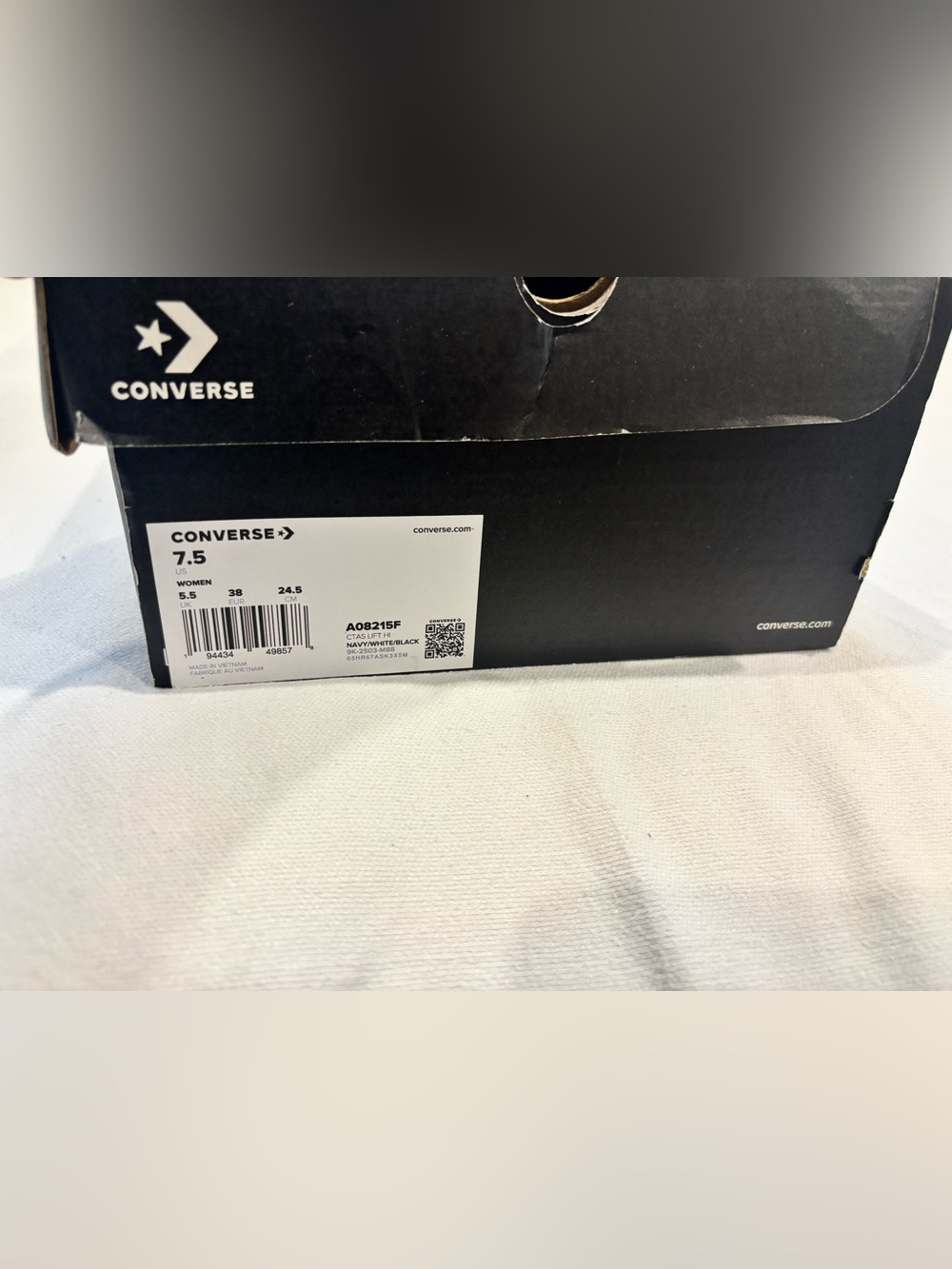 Converse Women’s 7.5/Kids 5.5 Navy and White Chuck Taylor High Top Sneakers - Picture 4 of 8